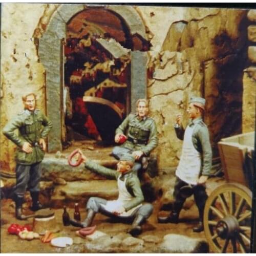 1/35 Resin Figure Model Kit Unassambled Unpainted 947(4 figures)