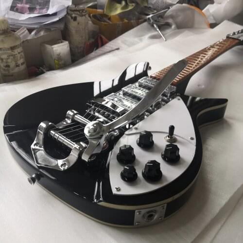 Electric guitar, bright fingerboard, black paint,body front and rear binding free shipping