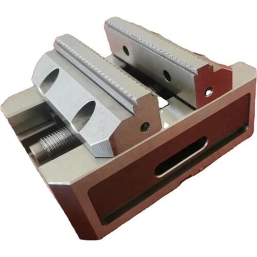 V6105M 5th axis self centering vise max opening 254mm