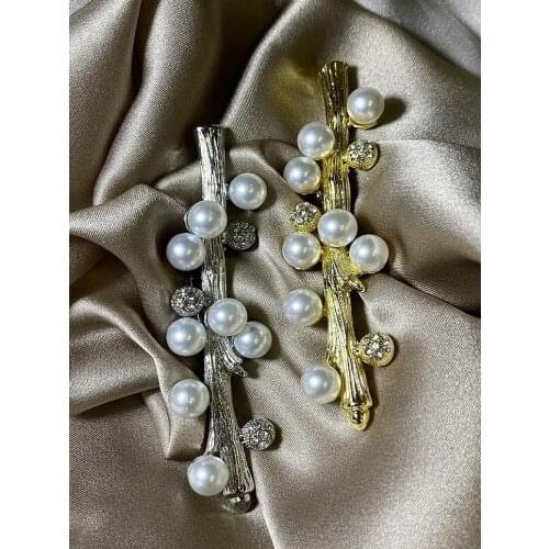 Accessory Womens Brooch Branch Shaped Pearl and Crystal Stone Elegant Stylish Lapel Pin