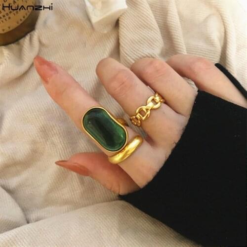HUANZHI 2020 New Vintage Geometric Oval Hollow Emerald Golden Metal Chain Opening Adjustable Rings for Women Girls Jewelry