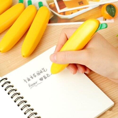 40PCS Creative Stationery Banana Modeling Ballpoint Pen Simulation Click Plastic Cartoon Toy Decoration Banana Pen