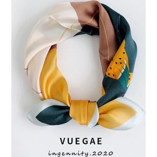 2020 Hot Sale Women Hijab Winter 100% Silk Scarf Small Square Scarves Womens New Neck Fashion Bandana Brand Foulard Femme