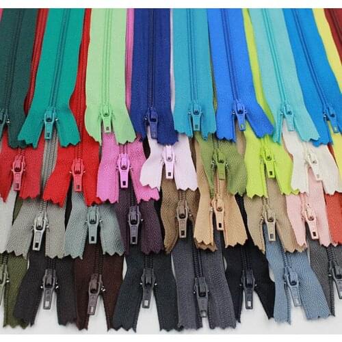 100 pieces Pants plastic zippers for dress 3# nylon 20cm colors zippers home textile clothing zippers trousers high quality