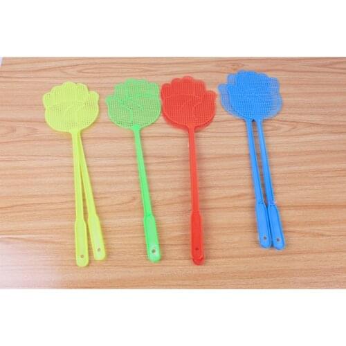 Cute Palm Pattern Plastic Fly Swatter Lightweight Household Flapper Mosquito Bug Zapper Pest Control Color Random