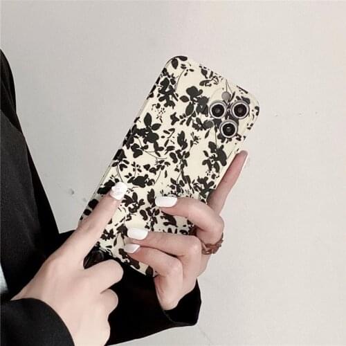 Retro Splash ink art black flower Korean fashion Phone Case For iPhone 11 12 Pro Max Xr Xs Max 7 8 Plus X 7Plus case Cute Cover