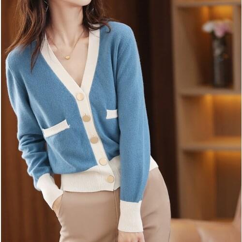 Cashmere sweater autumn/winter 2021 new womens V-neck cardigan casual stitching knitted jacket womens jacket to keep warm