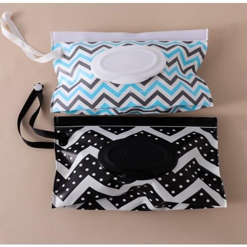 Fashion Easy-carry Wet Wipes Bag Snap Strap Clamshell Cosmetic Pouch Cleaning Wipes Case Napkin Storage Box Cleaning Supplies
