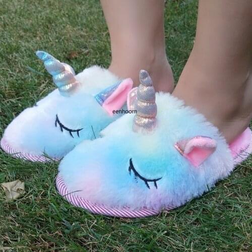 QINSIR Women's Slippers
