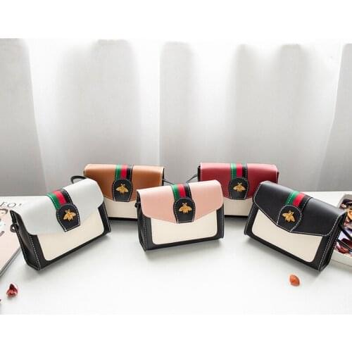 Wholesale Bee Bag Womens 2020 New Style Messenger Bag Contrasting Color Galaxian Shoulder Bag Lady Purse Wholesale