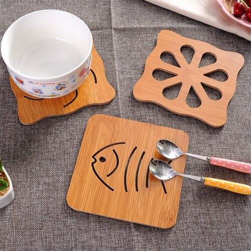 6pcsBamboo Wood Hollow Placemat Mat Creative Cartoon Heat Insulation Pad Non-slip Pot Pans Coasters Kitchen Decoration Accessory