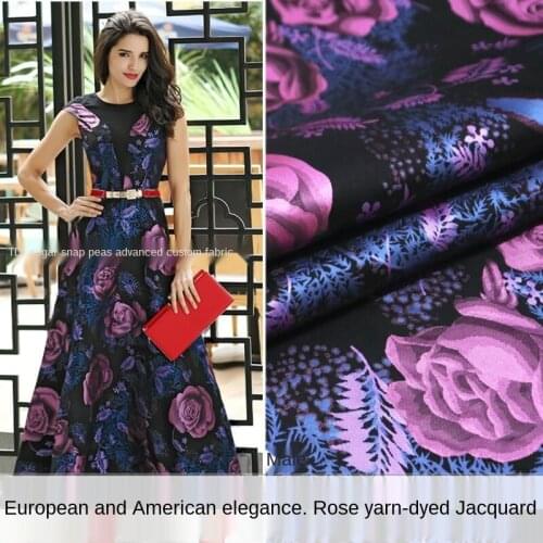 Elegant three-dimensional rose-dyed jacquard fashion fabric, sewing fabric factory shop is not out of stock
