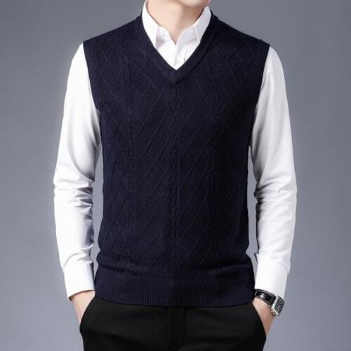 2020 Autumn and Winter New Mens Wool Vest Business Casual Geometry V-neck Sleeveless Knit Sweater Vest Male Brand Clothes