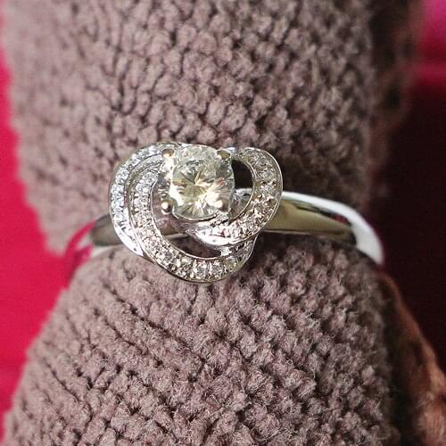 TEST POSITIVE WARRANTY 0.5Ct Clear G-H 5mm Moissanite Ring Elegant Fancy Jewelry Solid 750 18K White Gold Wedding Ring