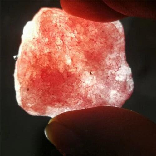 Natural crystal rough stone strawberry quartz raw stone for decoration