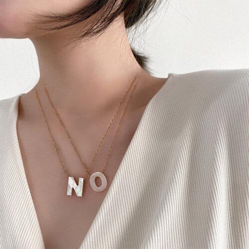 Natural White Shell Letter Necklace Gold Color Chain Initial Necklaces for Women Dainty Pearl Chokers Necklace Party Jewelry