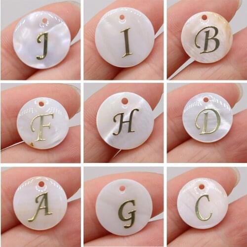 10pcs Natural Shell Letter Pendant Charms Round Shape Shell Pendant for Making DIY Jewerly Necklace Accessories Size 15x15mm