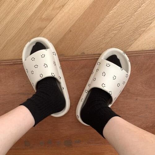 Korean version of thick-soled slippers female couples wear soft-soled EVA male ins tide shoes men home slippers men slippers