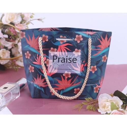 Luxury Custom Printed Laminated Shopping Gift Packaging Paper Bag With logo,Shopping gift paper bag --XP2098