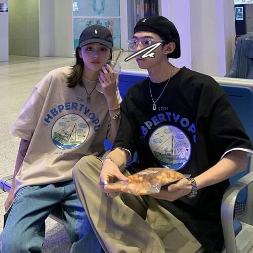 2021 New Men Tshirt Anime Letter Cartoon Print Loose Hip Hop High Street Casual Short-sleeved Shirt Men Women Lovers Streetwear