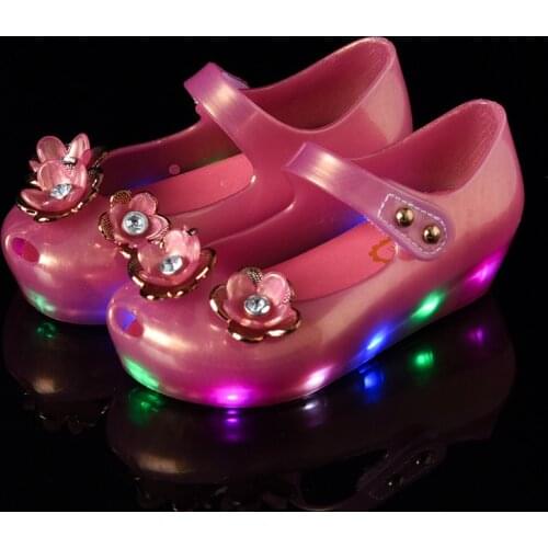 MERI AMMI LED Light Up Baby Boys Girls Soft Shoes PVC Flowers Shoes For Princess Dress Up Style Sandals Princess Shoes