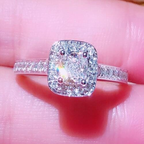 100% 18K gold ring and moissanite diamond D VVS Luxury wedding ring With national certificate SW11