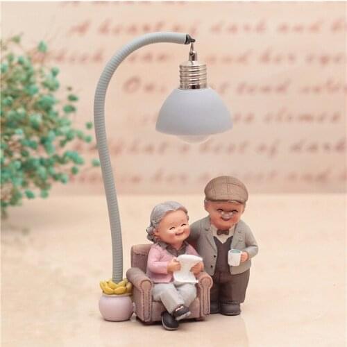 Love Lasts Figurine The Elderly Couple Birthday Wedding Home Living Room Resin Decoration STTA889