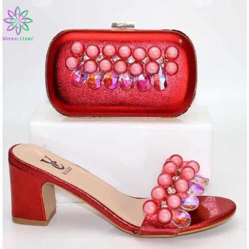 Latest Italian Shoe and Bag Set for Party In Women Nigerian Style Shoes and Bag Set Decorated with Rhinestone Pumps Women Shoes