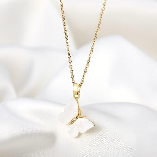 Elegant White Shell Butterfly Pendant Stainless Steel Necklace For Women Fashion Party Wedding Jewelry Female Anniversary Gift