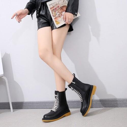 New air permeable and high-rise womens shoes in autumn and winter Womens highwaterproo boots lace up fashion shoes boot Zip