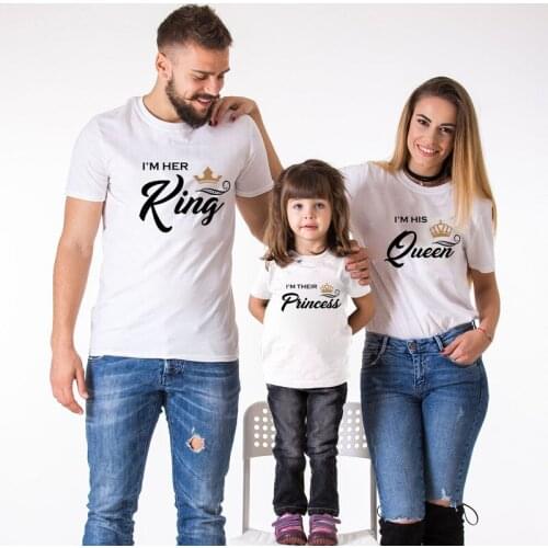 Queen and Princess Father Mother Daughter Matching Family Outfits Kids Clothes Girls Women Tshirt Mommy and Me Clothes
