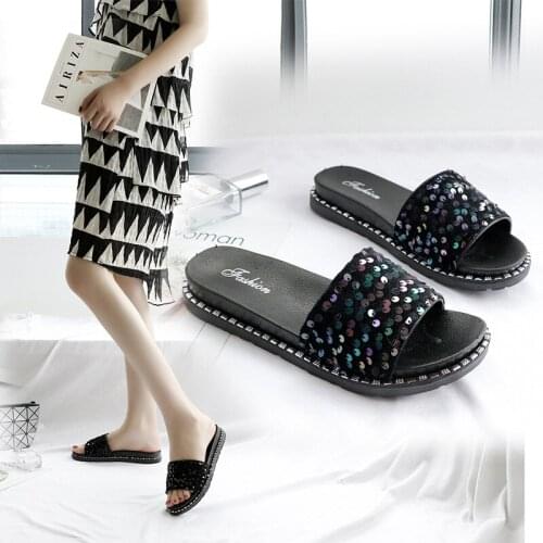 Womens sandals, new womens summer wear, fashion sequined sandals and slippers, flip flops,flat beach shoes, pearl decoration