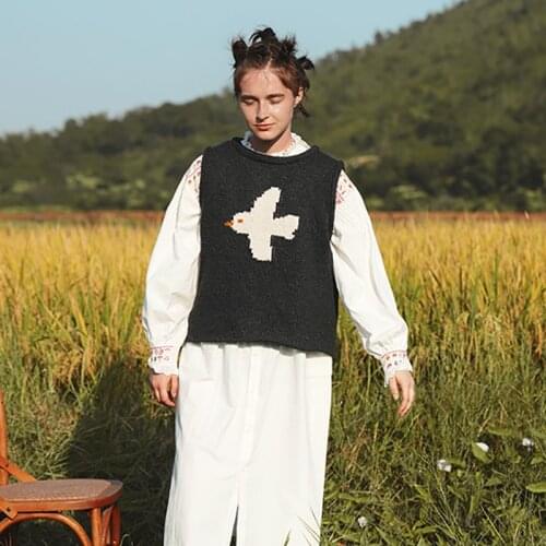 Original Design New Arrivals Spring Winter Loose Pullover Sleeveless O-neck Womens Sweater Cute Bird Ladies Knitted Jumpers Top