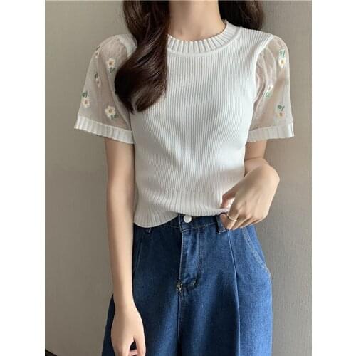 Summer 2021 New Slim And Versatile Flower Stitching Mesh Short Sleeve Short Knitted Top Womens Fashion