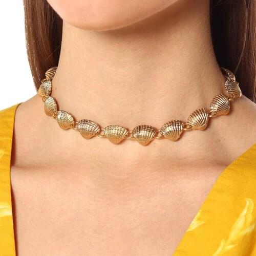 2019 New Fashion Bohemian Handmade Jewelry Set Alloy Seashell Scallop Necklace and Bracelet Set Gold Color Summer Jewelry Choker