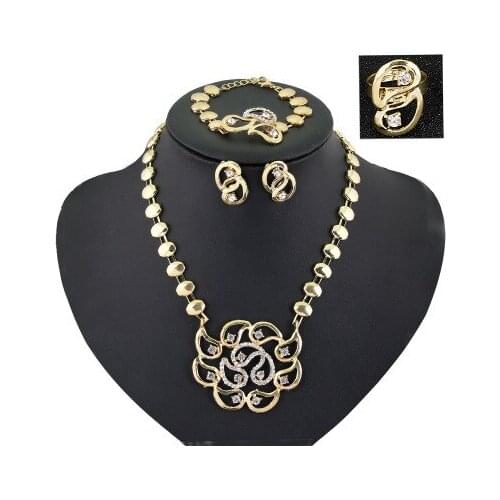 Large Flower Necklace Pendant Necklace Fashion Lady four piece tide Fine USA Gift Earring Bracelet Necklace Ring Jewelry SETS
