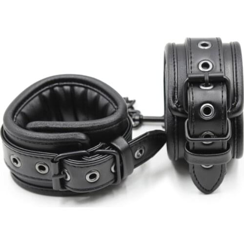 Soft Leather Handcuffs For Sex Toys For Woman Couples Metal Hole Hang Buckle Link Bdsm Bondage Restraints Exotic Accessories