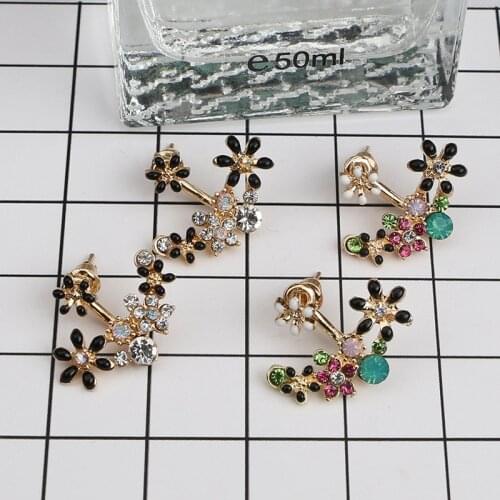 New Fashion Imitation Pearl Earrings Small Daisy Flowers Hanging After Senior Flower Earrings Female Jewelry Wholesale