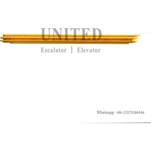 Escalator Yellow Plastic Demarcation 1L05214-R L411mm W25mm