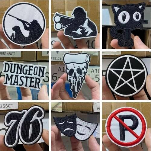 Prajna Iron on Patches Black And White Embroidery Patch Hippie Heart Patch For Clothing Punk Animal Appliques Apparel Accessory