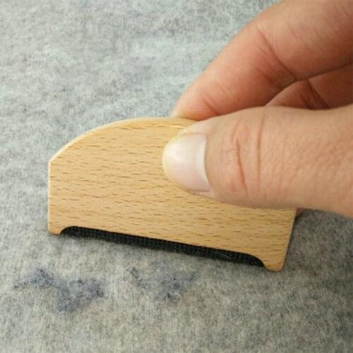 Wooden Epilator Manual Sweater Shaver Portable Lint Remover Clothes Roller Fabric Fuzz Balls Trimmers