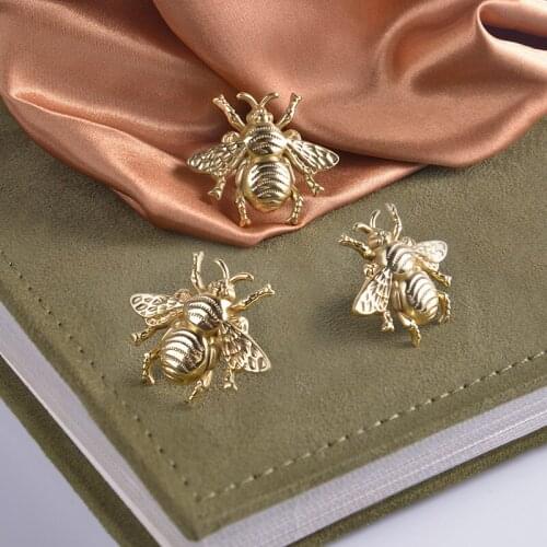 Smernit Bee Brass Door Handle Gold Furniture Handles and Knobs for Kitchen Cabinet Cupboard Closet Drawer Pull Home Decor