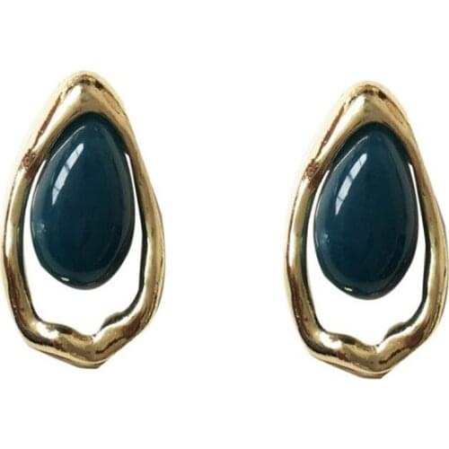 Vintage Irregular Metal Drop-Shaped Earrings Party Stud Earrings for Women Temperament Ladies Jewelry Gifts