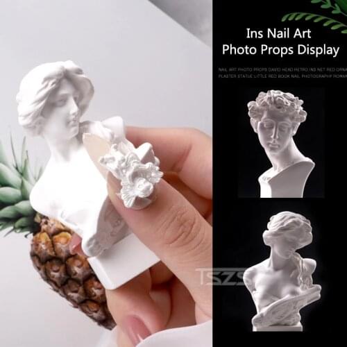 TSZS 1Pcs/lot Nail art diaplay David head retro ornament plaster image nail shooting tool Nordic nail art