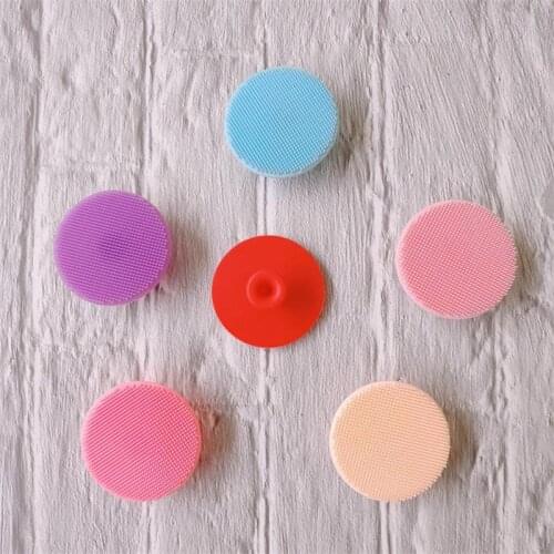 1pc Silicone Face Brush Exfoliating Soft Suction Cup Scrubbing Pad Makeup Brush Beauty Brush Tool Facial Cleansing Brushes
