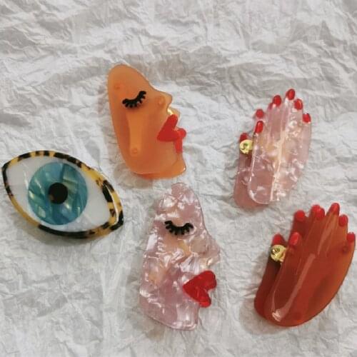 AOMU European Funny Colorful Acrylic Resin Palm Face Hairpin Irregular Geometric Smooth Hair Claw for Women Party Accessories