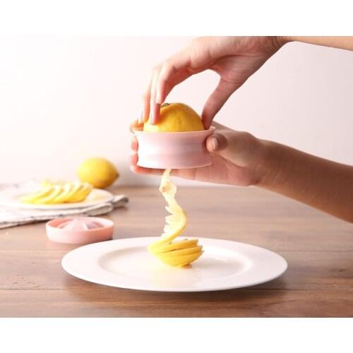 1PC Fancy Spiral Lemon Cucumber Slicer Cutter Home-use Manual Spiral Cutter for Lemon OK 0799