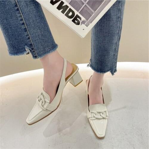 British Style Fashion Word Buckle Square Head Chain Ladies Sandals Summer New All-Match Patent Leather Solid Color High Heels