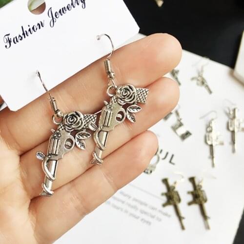 Punk Cheap Sliver Handcuffs Blade Gun Drop Earrings Creativity Jewelry Accessories Women Simple Fashion Cool Wholesale Pistols