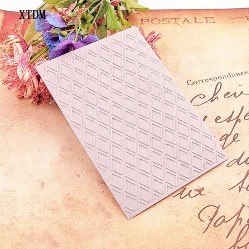 HOT plastic grid craft card making paper card album wedding decoration clip Embossing folders